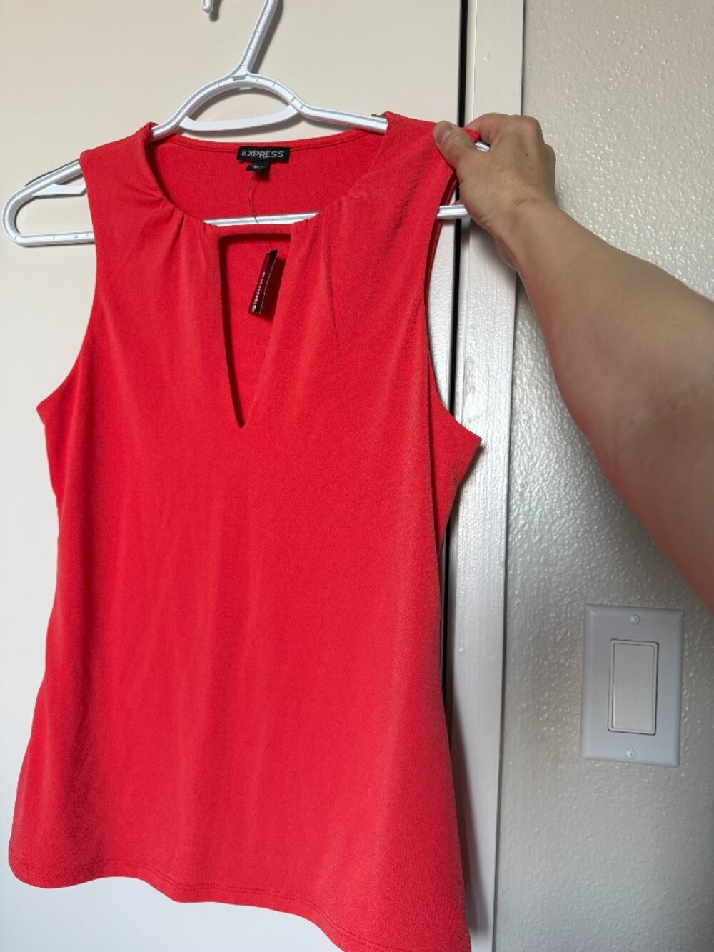 Express sleeveless tank